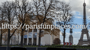 Palais de Chaillot（シャイヨー宮）からMusée national de la Marine de Paris（国立海軍博物館）へ。